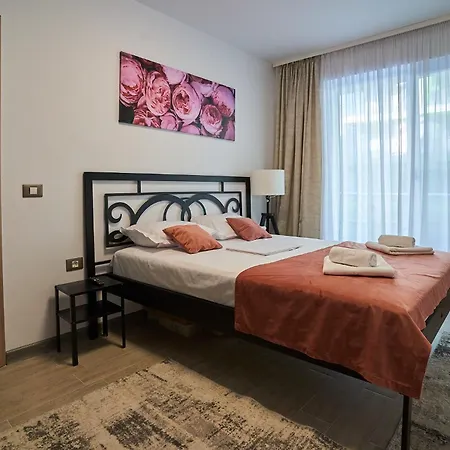 Bianca By Alz Apartment *