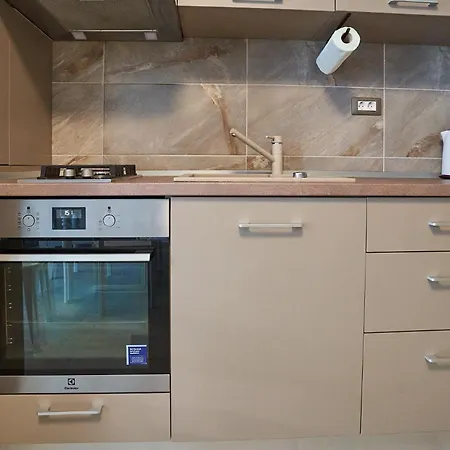 Bianca By Alz Năvodari