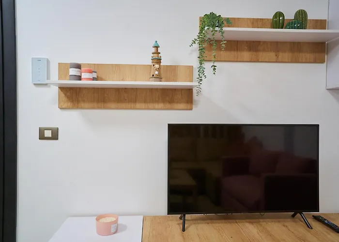 アパート Bianca By Alz