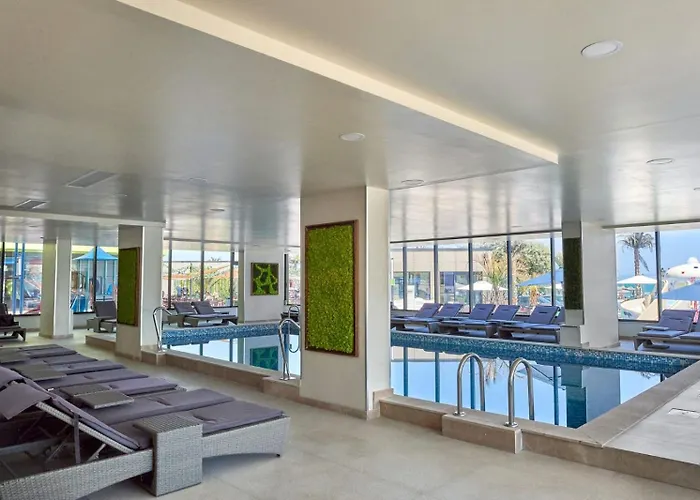 Bianca By Alz アパート ナボダリ